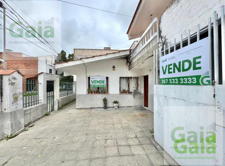 Casa · 200m² · 7 Ambientes · 5 Cocheras