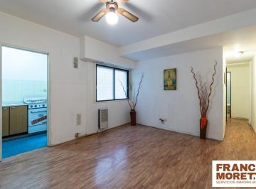 Departamento · 45m² · 3 Ambientes · San Telmo Tradicional: 3 Amb. Apto Profesional a Pasos de Plaza Dorrego.