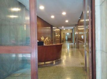 Departamento de 4 ambientes, Barrio Norte · A m de Av Sta Fe - Frente Plaza Libertad