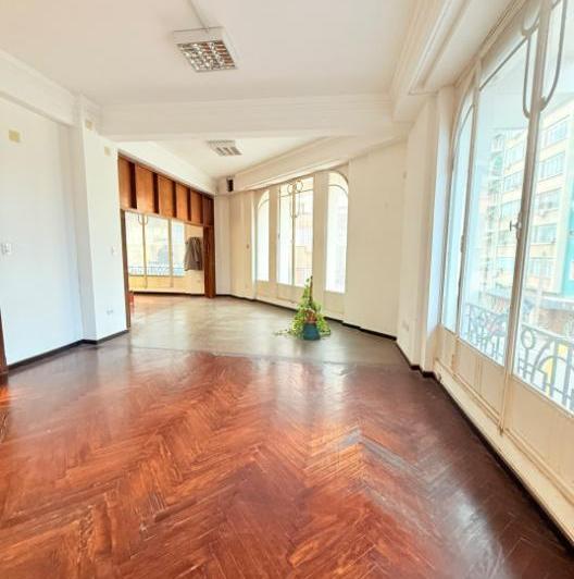 Oficina comercial · 600m²