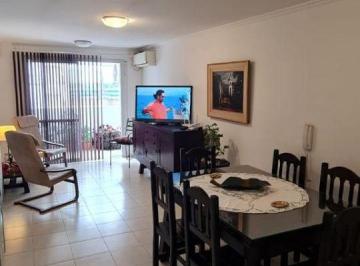 Departamento de 5 ambientes, Córdoba · Departamento en Venta de 3 Dorm. con Cochera en Complejo Privado Villa Sol.