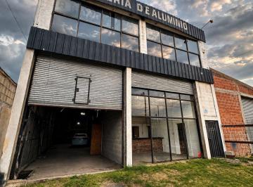 Depósito · 450m² · 3 Ambientes · Galpón Sobre Colectora Acceso Oeste – Excelente Ubicación – Apto Múltiples Rubros