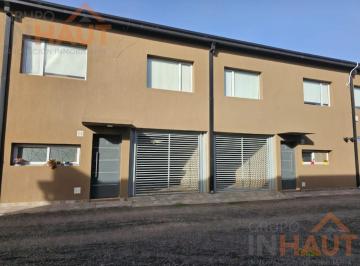 Casa · 148m² · 4 Ambientes · 2 Cocheras · Duplex 3 Dorm. en Suite Barrio Confluencia Apto Credito