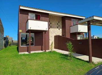 Departamento · 160m² · 3 Ambientes · Departamento en Venta - 2 Dorm. 2 Baños - Santa Clara del Mar