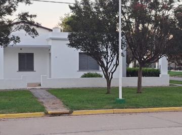 Casa de 3 ambientes, San Jerónimo Sud · Casa Bien Ubicada en San Jeronimo Sud
