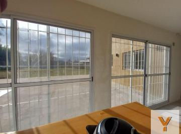 Casa · 52m² · 3 Ambientes · Casa en Alquiler - 2 Dorm. 1 Baño - Escobar
