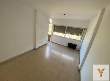 Departamento · 84m² · 5 Ambientes · Departamento en Alquiler - 3 Dorm. 2 Baños - 84 m² - La Plata