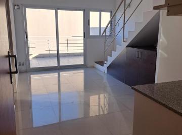 Departamento · 47m² · 2 Ambientes · Departamento en Venta en Villa Urquiza de 2 Plantas con Balcón y Muy Luminoso