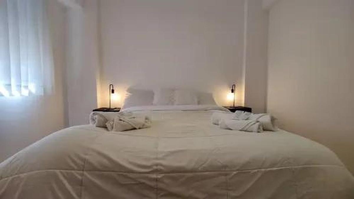 Uriarte e/ Avenida Santa Fe y Guemes