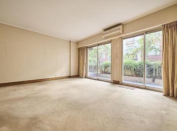 Departamento · 113m² · 4 Ambientes · 1 Cochera · Semipiso de 4 Ambientes con Dependencia y Cochera Fija en Plaza Vicente López. Recoleta