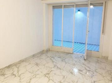 Departamento · 66m² · 4 Ambientes · Departamento Completamente Reciclado en Once - Oportunidad