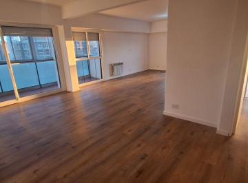 Departamento de 4 ambientes, Bahía Blanca · Alquiler Depto Centrico 3 Dormis + Escritorio