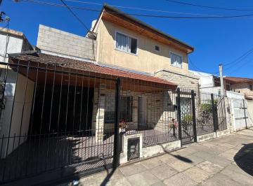 Casa · 186m² · 3 Ambientes · Casa en Venta 2 Dorm. con Jardín en Beccar