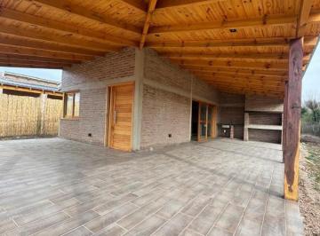 Casa · 150m² · 3 Ambientes · 1 Cochera · Casa en Potrero de Garay con Escritura