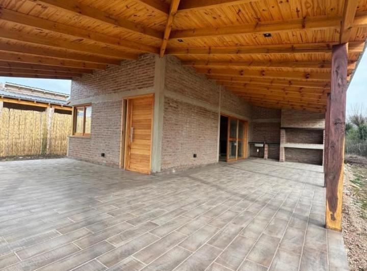 Casa · 150m² · 3 Ambientes · 1 Cochera