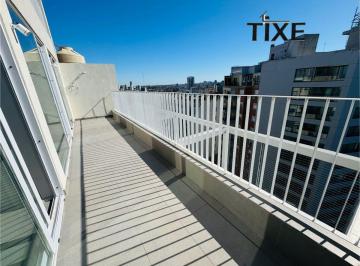 Departamento de 3 ambientes, Belgrano · Piso con Terraza. 87 m². 2 Dorm. 2 Baños. Luz y Sol. Parrilla.