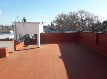 PH · 80m² · 3 Ambientes · Excelente PH 3 Ambientes con Gran Terraza Propia. - Martinez
