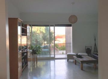 Departamento · 70m² · 3 Ambientes · Departamento 3 Ambientes Reciclado con Patio - La Lucila