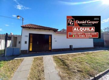 Casa de 5 ambientes, Ituzaingó · Alquiler – Casa 5 Ambientes – 250 m² Totales