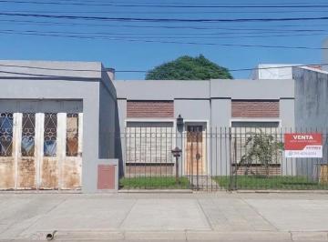 Casa · 110m² · 4 Ambientes · 1 Cochera · Venta Casa Barrio Noroeste Bahía Blanca