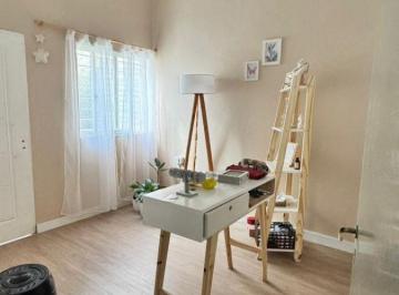 Casa de 5 ambientes, Villa Mercedes · Casa con 202 m² en Venta, 3 Dorm. en 828