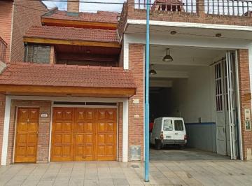 Bodega-Galpón · 200m² · Excelente Galpon a m de Centro