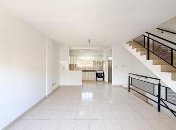 PH · 97m² · 3 Ambientes · 1 Cochera · Venta Triplex 3 Ambientes con Patio y Garaje en Haedo Sur