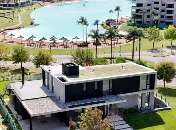 Casa · 367m² · 7 Ambientes · 2 Cocheras · Casa en Venta en Lagoon Pilar, Pilar, G. B. a. Zona Norte