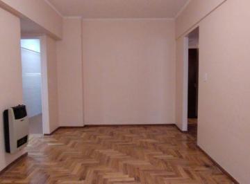 Departamento de 3 ambientes, Belgrano · Departamento 3 Amb - Cocina Sep; Impec.; - Balbin Al 2300