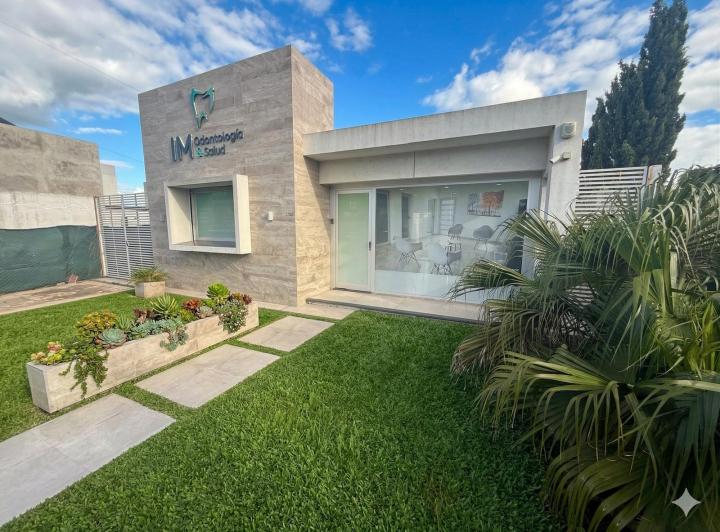 Local comercial · 432m² · 2 Ambientes · 1 Cochera