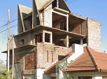 Bodega-Galpón , Avellaneda · Galpón Mas Casa o Dtos a Terminar