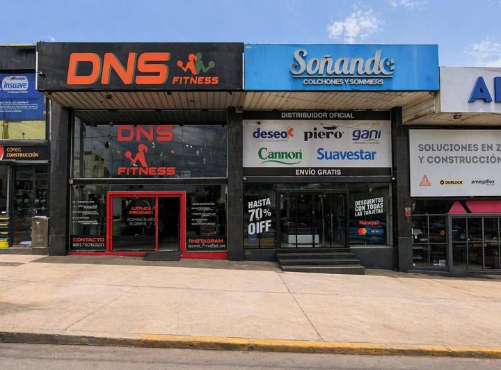 Local comercial · 225m² · 2 Ambientes