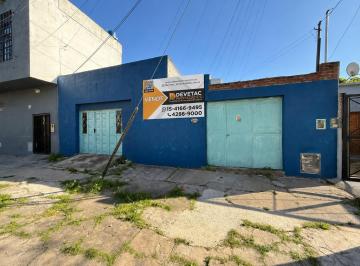 PH · 116m² · 3 Ambientes · 2 Cocheras · PH a Reciclar Venta 3 Ambientes Coronel Sayos 1308 (Lanus)