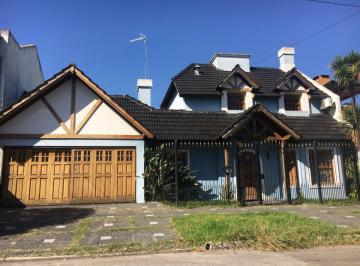 Casa de 4 ambientes, La Matanza · Chalet de 4 Ambientes - Venta - Ramos Mejía Sur