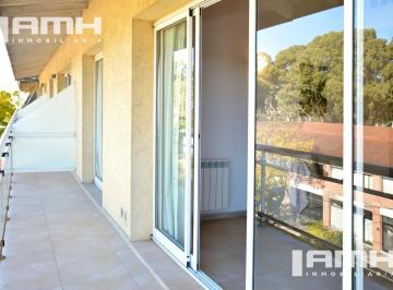 Departamento · 92m² · 4 Ambientes · Departamento en Venta Centrico Pinamar Jason 2a