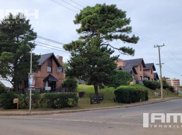 Terreno · 600m² · Complejo de Cabañas con Lote Multifamilar