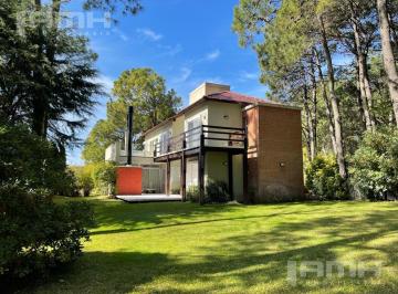 Casa · 185m² · 5 Ambientes · 1 Cochera · Casa en Venta Zona Norte Pinamar Poseidón 328