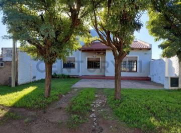 Casa · 120m² · Casa Barrio El Nacional