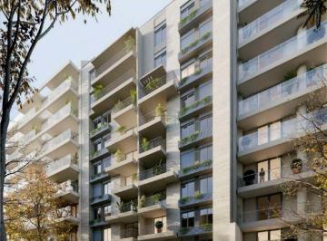 Departamento · 131m² · 4 Ambientes · Dpto. de 3 Dorm. de Diseño con Importante Patio.