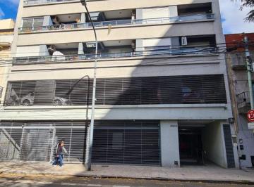 Garage , Almagro · Cochera en Almagro, Inmejorable Ubicación!