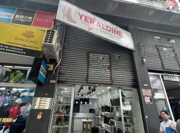 Local comercial · 204m² · Local en Flores en Alquiler