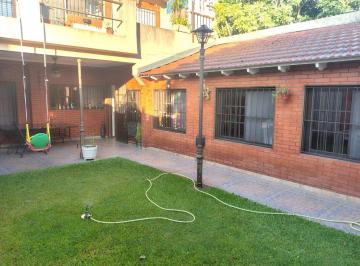 Casa · 170m² · 5 Ambientes · 2 Cocheras · Casa 5 Amb en 2 Plantas!