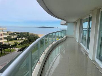 Foto1 · Apartamento en Venta de 3 Dorm. en Punta del Este, Playa Mansa, Torre Aquarela