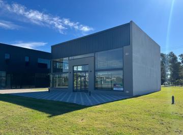 Local comercial · 292m² · 1 Ambiente · Vida Multiespacios - Funes - Local Comercial Premium