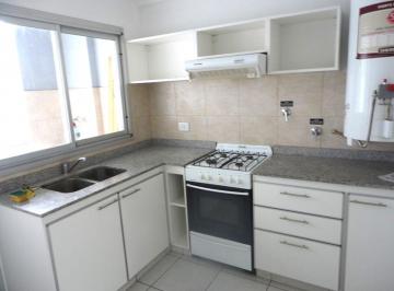 Departamento de 2 ambientes, La Plata · Alquiler en 68 E / 7 y 8