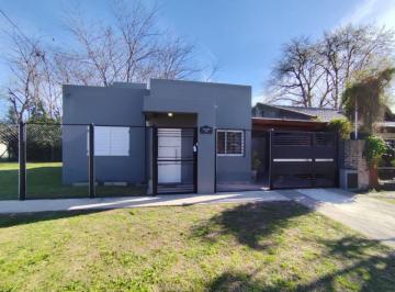 Casa de 3 ambientes, San Vicente · Hermosa Casa en Venta