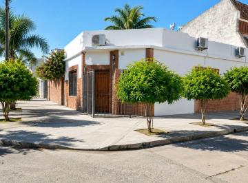 KNK-KNK-5364_2 · Excelente Casa de 4 Amb con Amplio Jardin