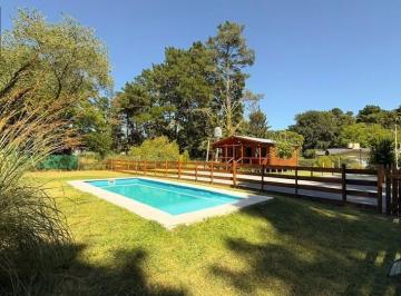 Quinta vacacional · 1050m² · 6 Ambientes · Quinta en Tandil