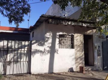 Casa · 134m² · 6 Ambientes · 3 Cocheras · Esplendida Oportunidad, Casa y Ubicacion