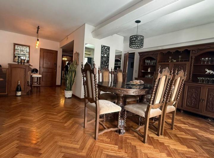 Departamento · 120m² · 5 Ambientes